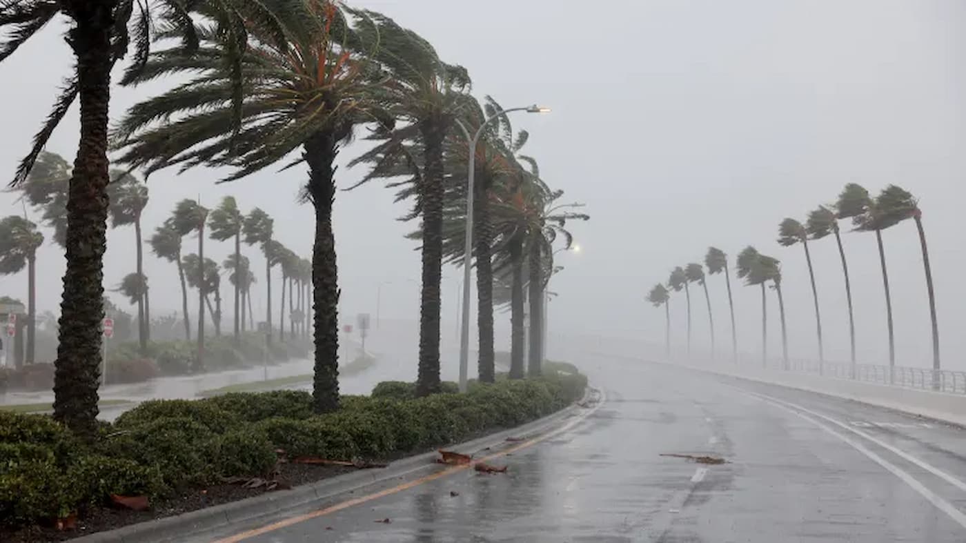 Ian agora é uma tempestade tropical